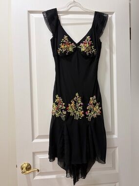 Simon Chang Black Floral Embroidered Women’s Dress